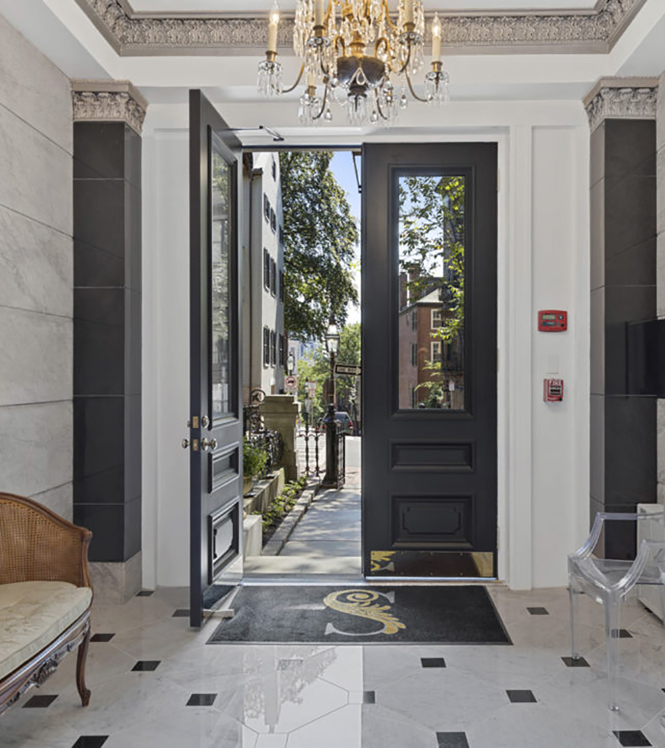 signet entrance by metropolitan properties by best boston branding agency