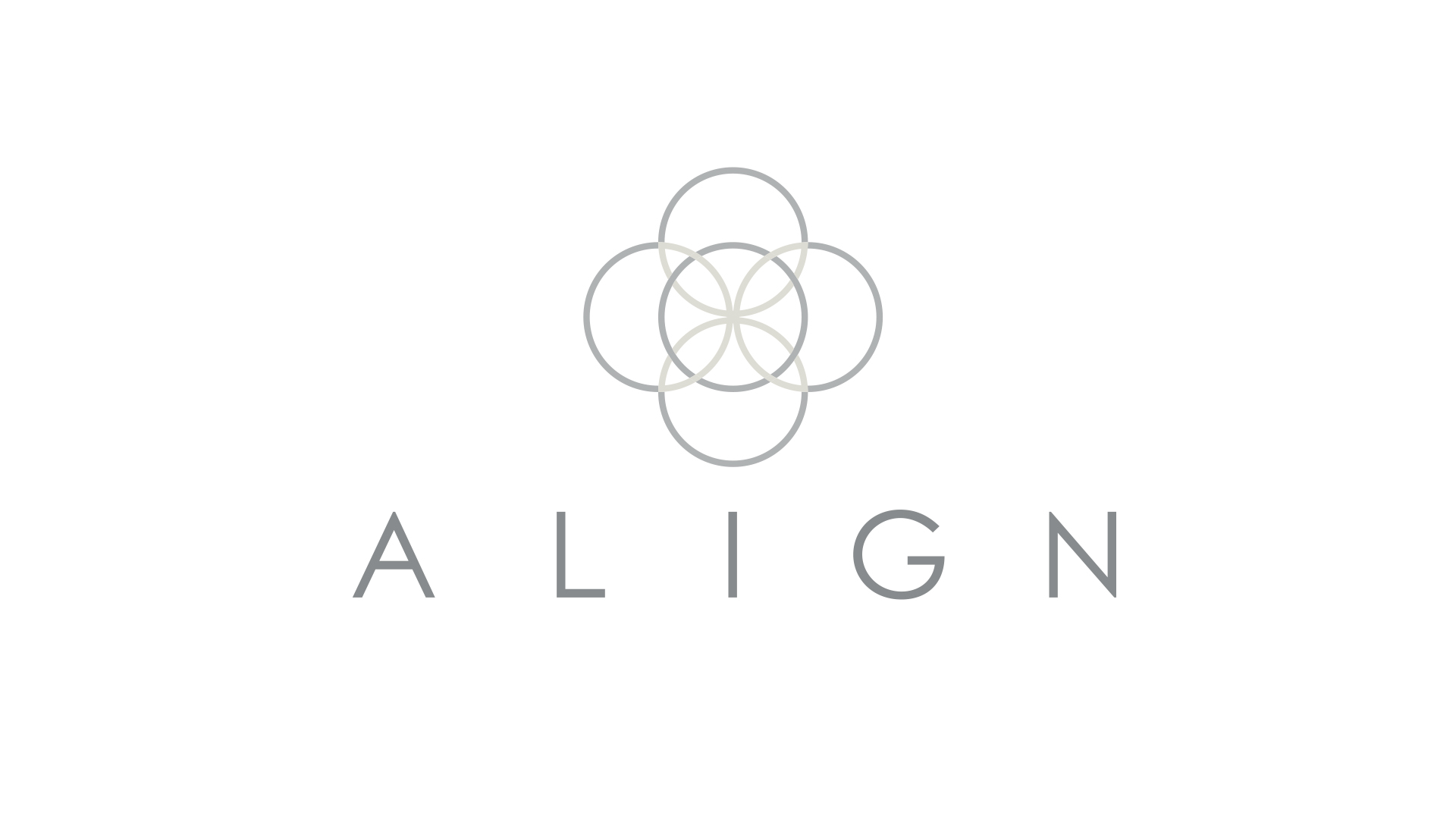 align logo on white