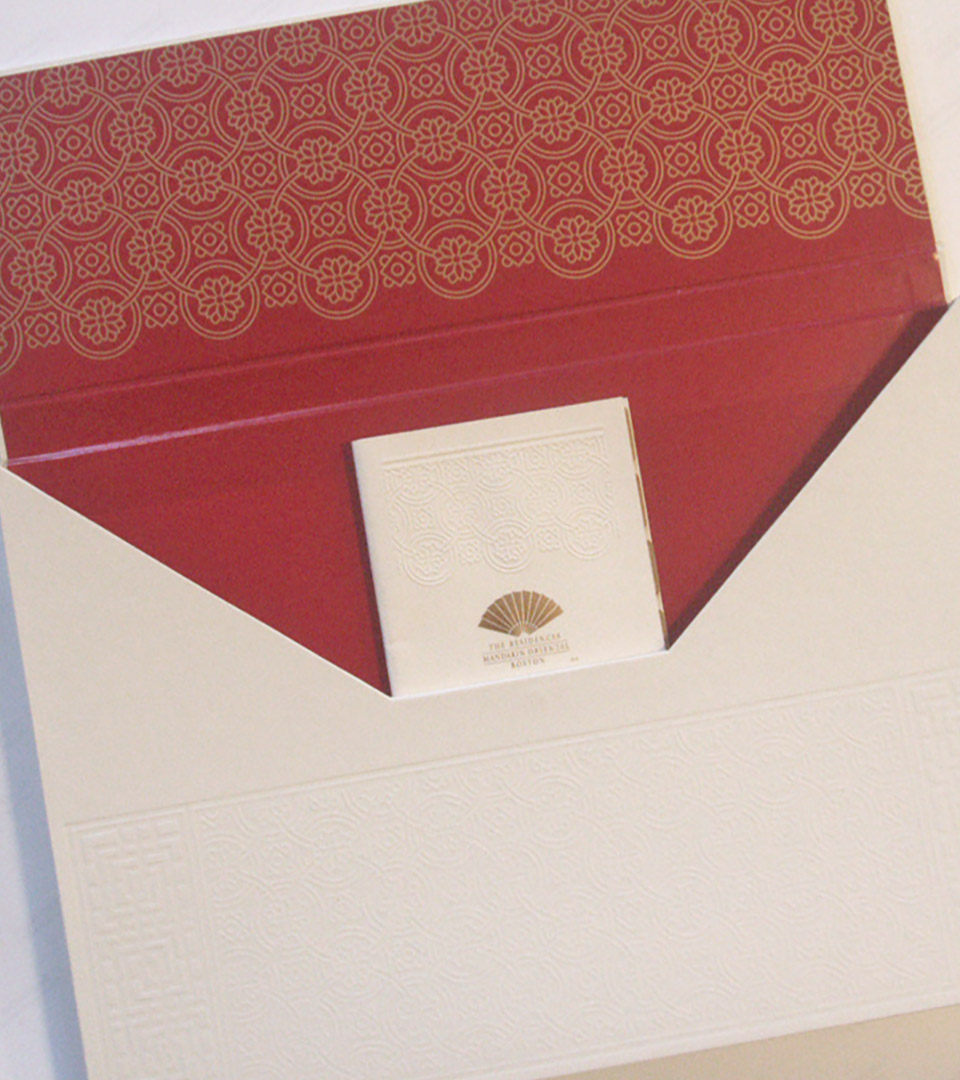 mandarin oriental box open with brochure